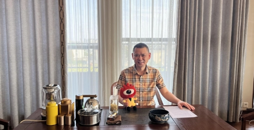 独家对话——ky开元股份董事长夏青接受新浪地产的采访